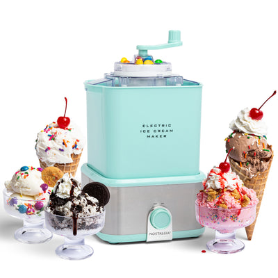 Nostalgia 2Qt Ice Cream Maker with Candy Crusher Counter-top Product | Machine a creme glacee 2 qt avec broyeur de bonbons Nostalgia