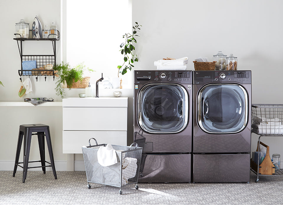 Why You Should Be Cleaning Your Washing Machine