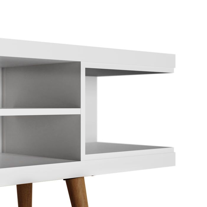Meuble pour téléviseur Utopia de Manhattan Comfort de 70,47 po avec pattes évasées en bois et 4 tablettes - blanc