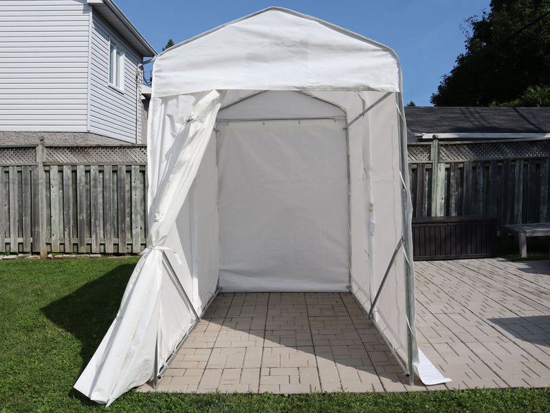 Gazebo Penguin abri utilitaire 5 pi. x 8pi.