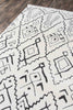 Aurelia Contemporary 5'3" x 7'2" Area Rug in Ivory Indoor Area Rug | Tapis Contemporain Aurelia 5'3" x 7'2" en Ivoire