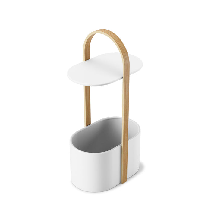 Table de bout moderne Bellwood de Umbra en acier avec rangement - blanche et naturelle