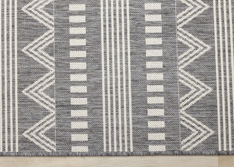 Tapis Jackson gris blanc a motifs en rangees, 6'7\" x 9'6\"