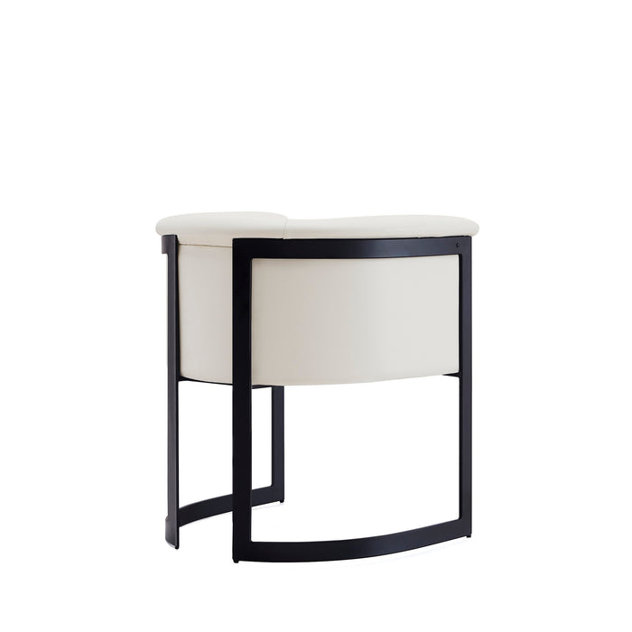 Chaise de salle à manger Corso de Manhattan Comfort en similicuir avec armature en métal - crème