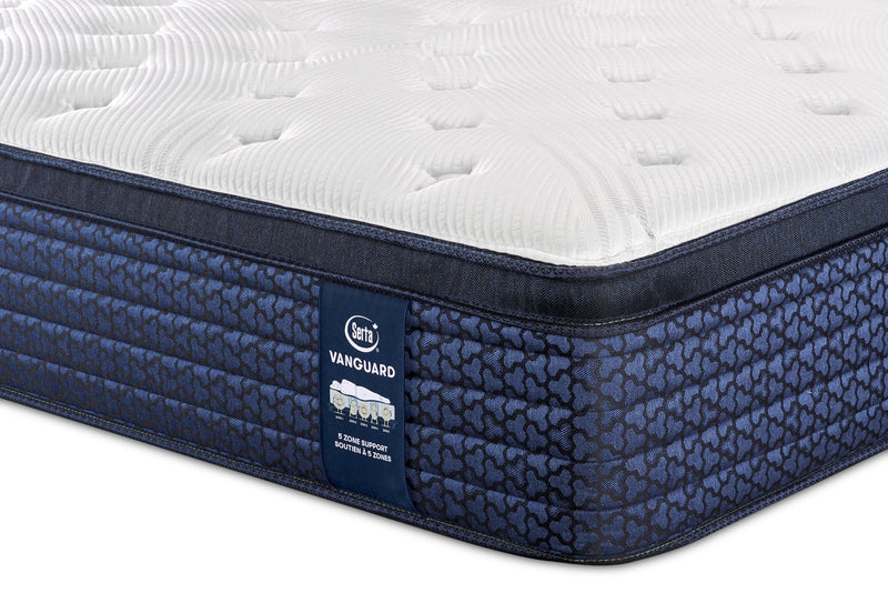 Matelas moyen à Euro-plateau Stonebridge Vanguard de Serta pour grand lit 