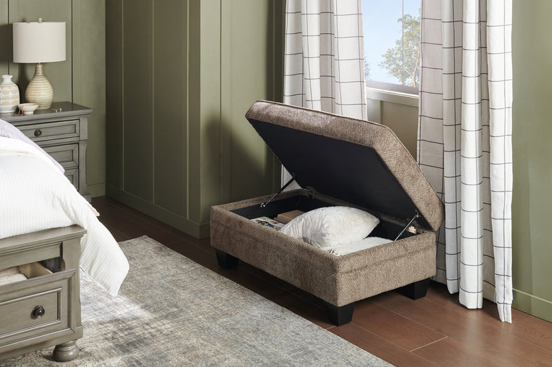 Pouf de rangement Febe de 26 po fabriqué au Canada en tissu de chenille avec pattes en bois - brun