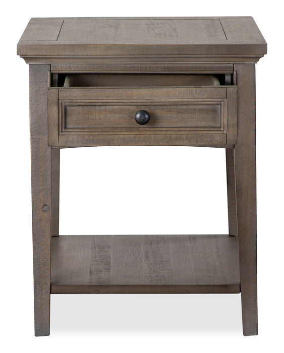 Table de bout traditionnelle Hanson de 20 po en pin - gris tourterelle