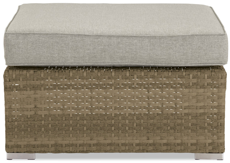 Ensemble de conversation à toit Montego 6 pièces pour la terrasse à l’extérieur avec sofa muni d’un toit, 2 fauteuils sans accoudoirs, pouf et table à café et table de bout avec dessus en verre - osier en résine tressé à la main, résistant aux rayons UV et aux intempéries - naturel et beige