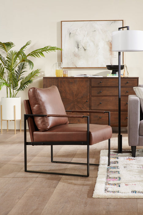 Fauteuil d’appoint Nico de 24,75 po en similicuir avec pattes en métal - brun 