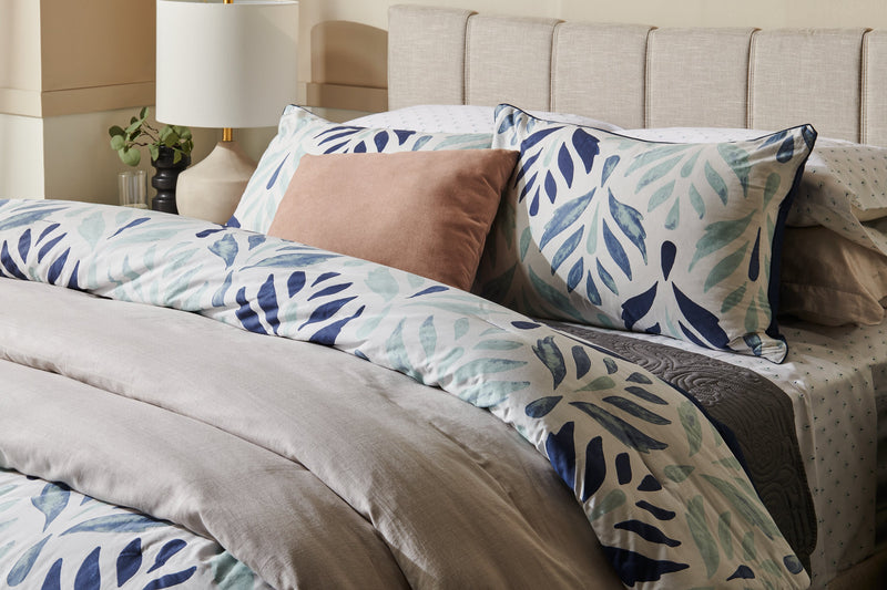 Lit plateforme rembourré Paseo en tissu taupe - format grand lit
