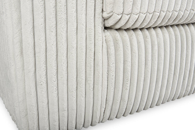 Causeuse Willow de 66 po en tissu gris clair avec accoudoirs rectilignes et coussins de siège et de dossier réversibles