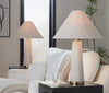 Rachel 19" Contemporary Table Lamp with Linen Shade – Brass | Lampe de table contemporaine Rachel de 19 po avec abat-jour en lin - laiton