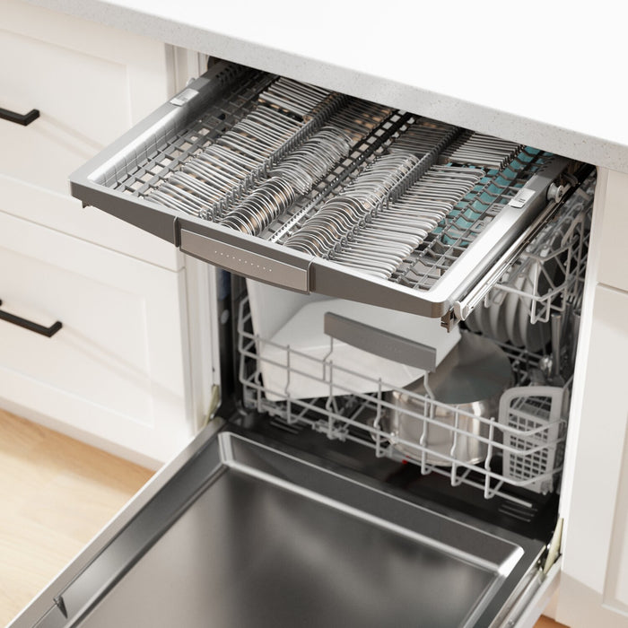 Lave-vaisselle intelligent Bosch de série 800 de 24 po avec 3e panier - acier inoxydable résistant aux traces de doigts - SHP78DM5N