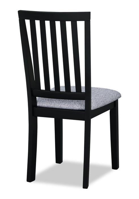Chaise de salle à manger Bryn avec siège en tissu, dossier à lattes - noire