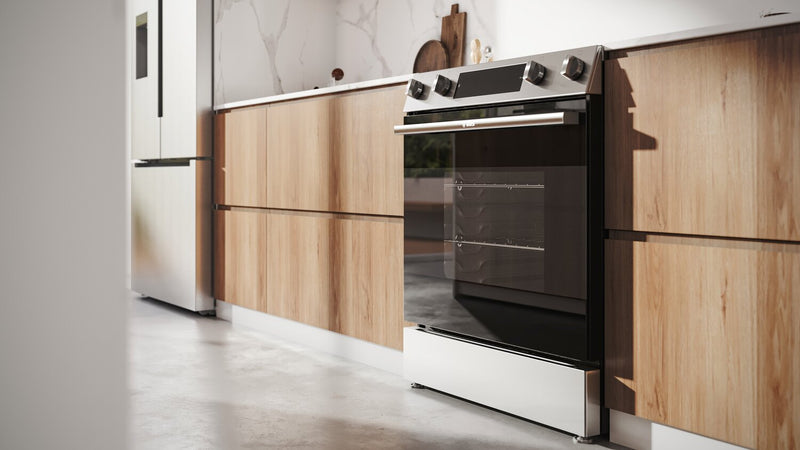 Cuisinière électrique Bosch série 100 de 5,8 pi3 et de 30 po avec préchauffage rapide et friture à air - acier inoxydable - HEF1050MC