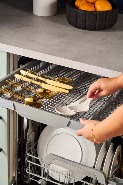 Lave-vaisselle encastrable Kenmore de 24 po et de 45 dBA à commandes sur le dessus avec EASYREACHMC Lift