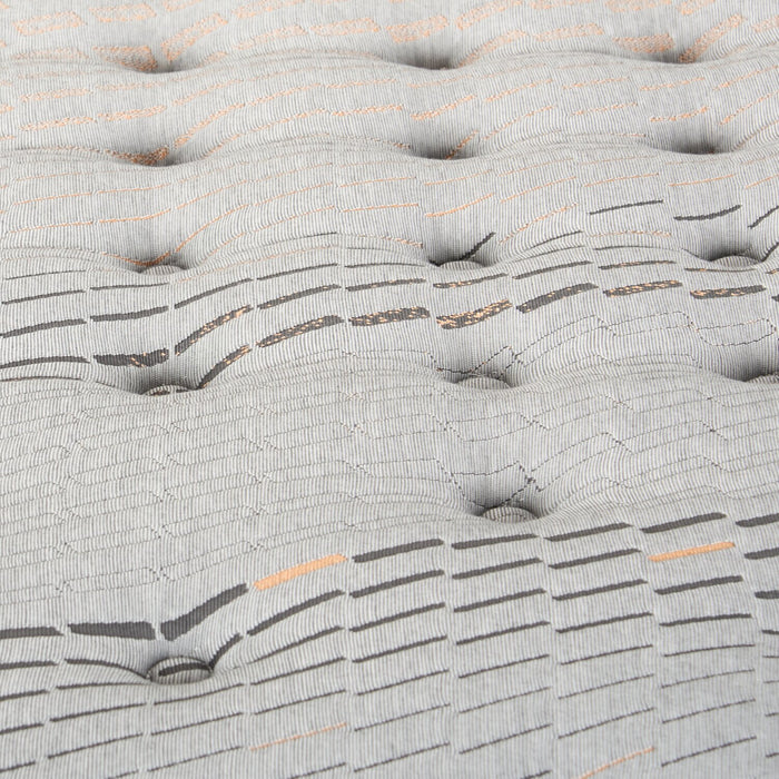 Matelas moelleux à Euro-plateau Alora PosturepedicMD Plus de Sealy pour très grand lit