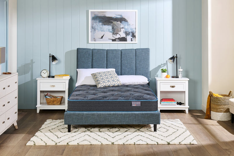 Ensemble matelas ferme à plateau régulier Advance Ultra de Springwall pour grand lit 