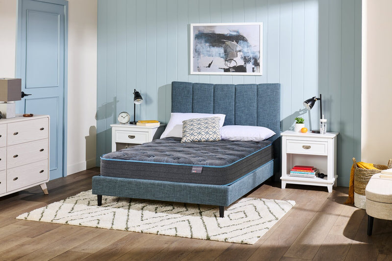 Ensemble matelas ferme à plateau régulier Advance Ultra de Springwall pour grand lit 