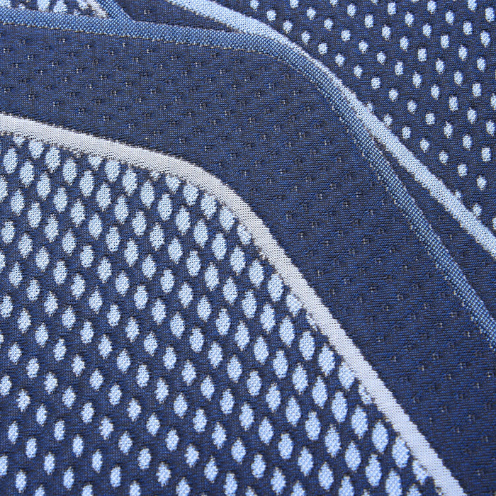 Matelas luxueux moelleux à plateau régulier NXG1400 iSeries de Serta pour grand lit