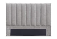 Tête de lit rembourrée Amos en tissu gris en canaux - format lit double