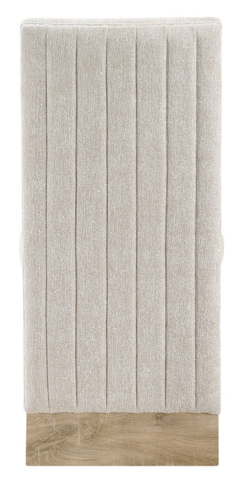 Chaise de salle à manger Vega en tissu de polyester et bois avec capitonnage à canaux - naturelle
