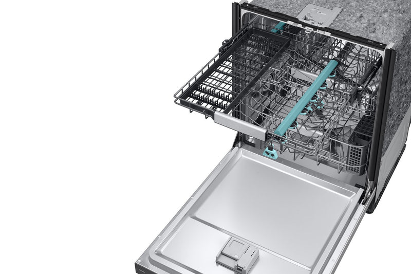 Lave-vaisselle Samsung de 24 po et de 38 dBA avec commandes sur le dessus, nettoyage avec IA et 3e panier - DW90F89P0USRAA