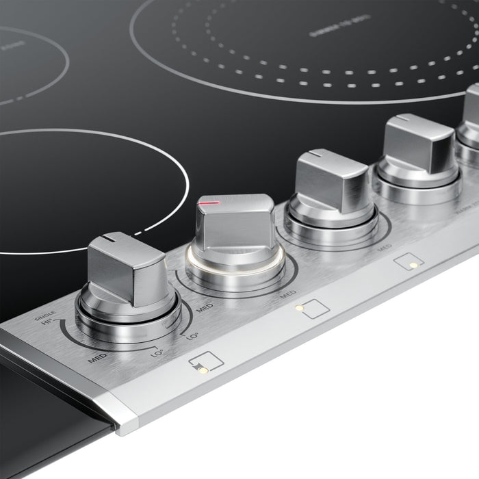 Surface de cuisson électrique Frigidaire Professional de 36 po à 5 éléments - acier inoxydable - PCCE3680AF