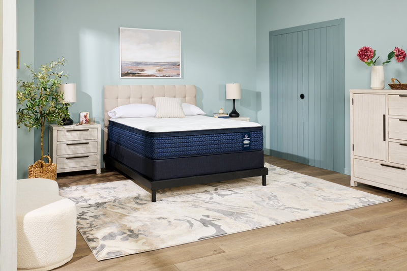 Matelas moyen à Euro-plateau Stonebridge Vanguard de Serta pour lit simple 
