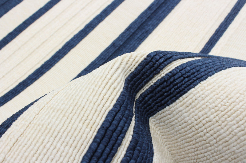 Carpette Talya bleueivoire 5 pi 3 po x 7 pi 7 po