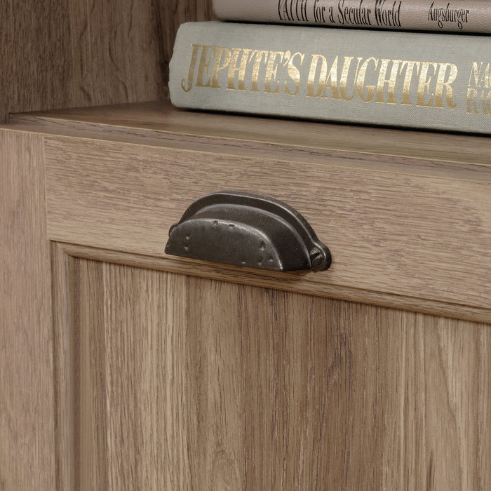 Bureau en coin en forme de L Barrister Lane de 68,88 po à 3 tiroirs avec armoire - chêne salé
