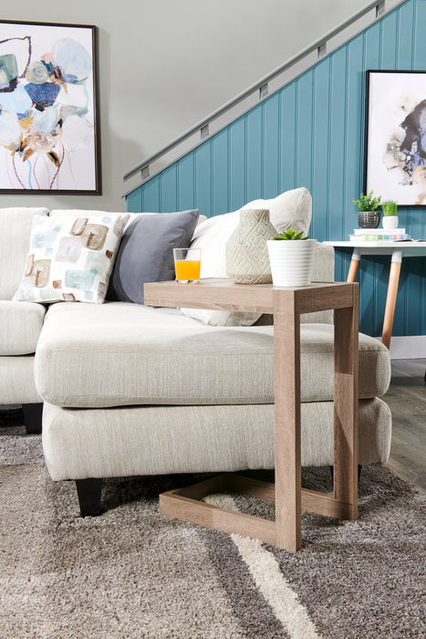 Table de fauteuil Orrie de 11,75 po en forme de C - taupe