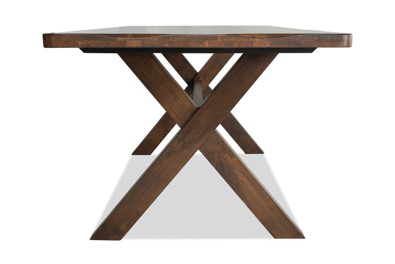 Table de salle à manger Plum de 70,75 po (L) en bois avec apparence de bordures Live Edge - brun muscade