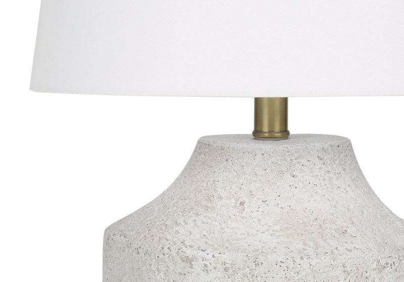 Lampe de table de 20 po béton texturé crème avec abat-jour ivoire