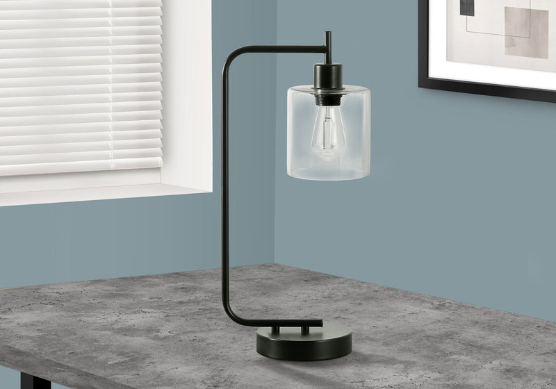 Lampe de table de 20 po en métal noir avec recharge USB