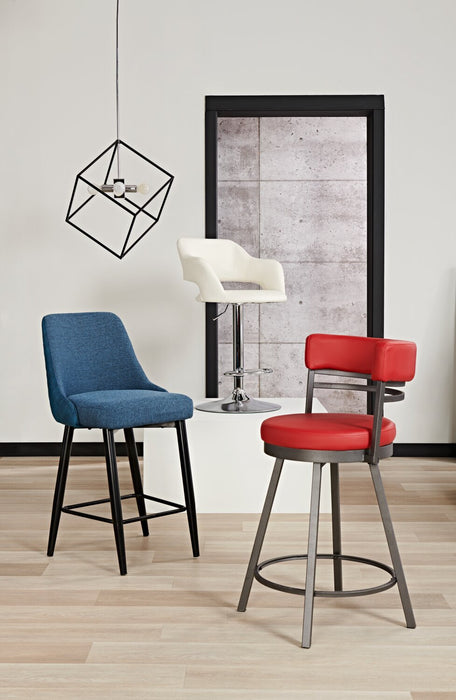 Tabouret 25 po bar Mila en tissu de cuir végétalien et en métal avec siège pivotant - rouge