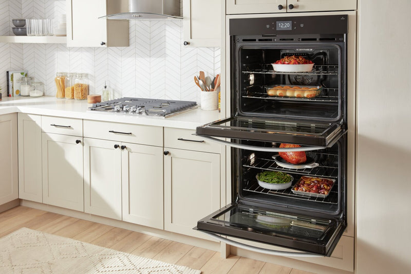 Four mural double électrique Whirlpool de 8,6 pi³ et de 27 po avec convection véritable - acier inoxydable résistant aux traces de doigts - WOED7027PZ