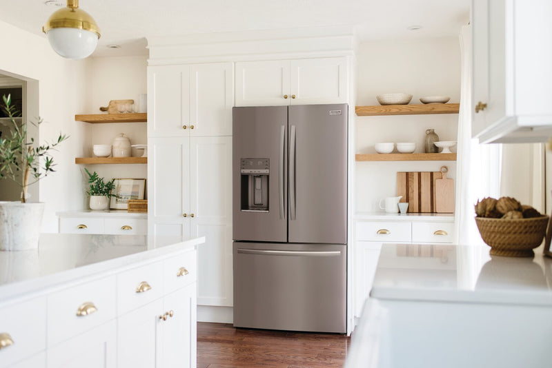 Réfrigérateur Frigidaire Gallery de 22,6 pi³ et de 36 po de profondeur comptoir à portes françaises - acier inoxydable Smudge-ProofMD - GRFC2353AF