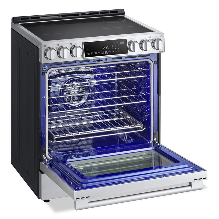 Cuisinière intelligente à induction LG Studio de 6,3 pi³ avec hublot InstaViewMD et friture à air - acier inoxydable Smudge-ProofMD - LSIS6338F