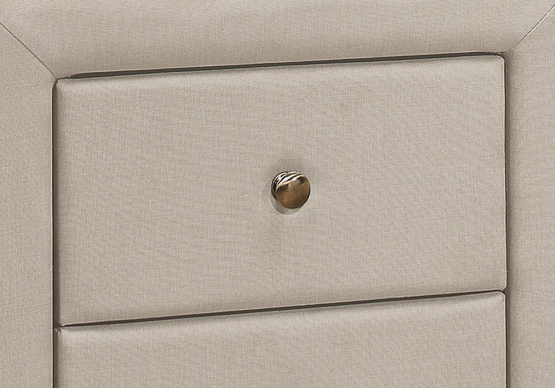 Table de nuit rembourrée Zara de 20,5 po (l) x 20,75 po (H) à 2 tiroirs - beige