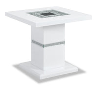 Table de bout somptueuse Garbo de 26 po - blanche et argentée avec touches de paillettes