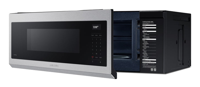 Four à micro-ondes à hotte intégrée Samsung de 1,1 pi³ avec 550 pi³/min et Wi-Fi - acier inoxydable - ME11A7710DS/AC